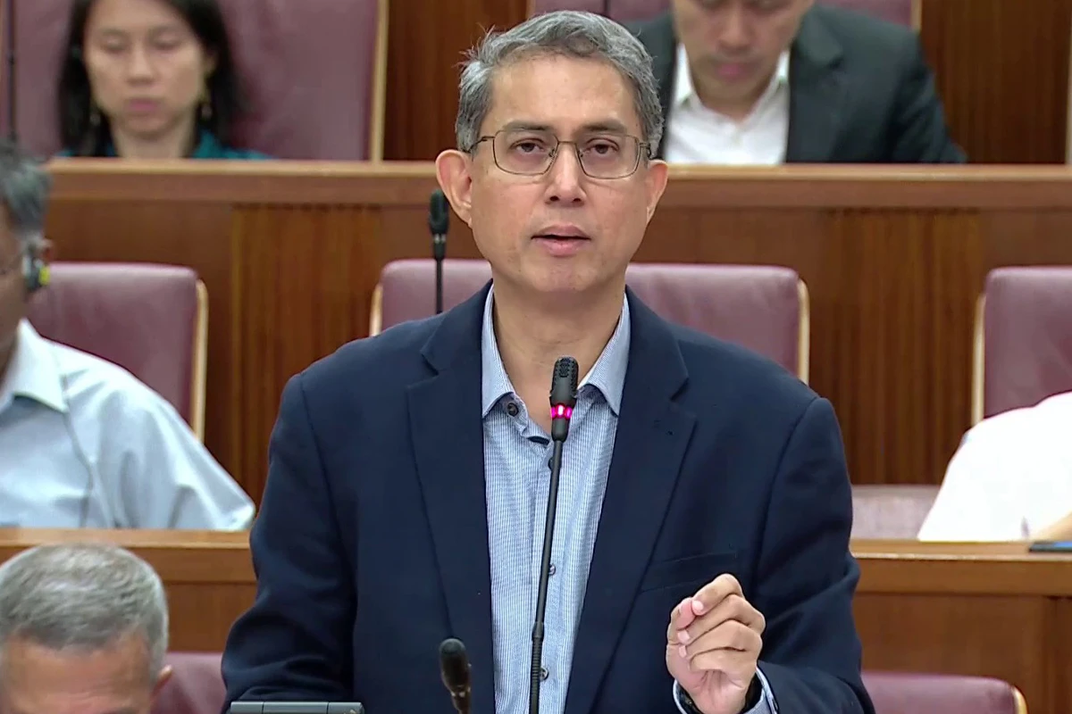 主管回教事务代部长费绍尔副教授2025年9月22日在国会就中东局势发表部长声明。（数码发展及新闻部）